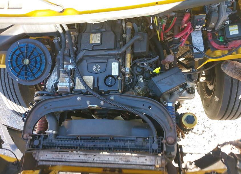 Photo 9 of 2018 Freightliner M2 106 (VIN 1FVACWFB7JHJH5565)