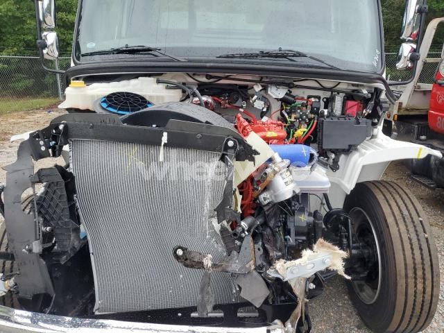 Photo 10 of 2025 FREIGHTLINER M2 106 MED - TRUCKS ROLLBACK TOW TRUCK (VIN 1FVACWFC5SHVU2879)