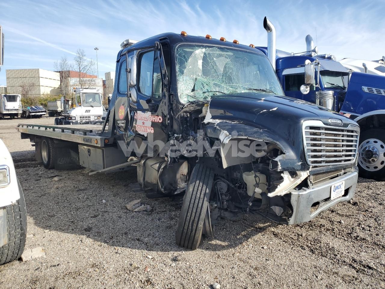 Photo 4 of 2023 FREIGHTLINER BUSINESS CLASS M2 ROLLBACK TRUCK (VIN 1FVACWFC8PHNX2885)