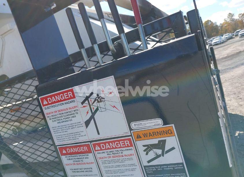 Photo 13 of 2021 Freightliner M2 106 (VIN 1FVACWFD9MHMP3528)