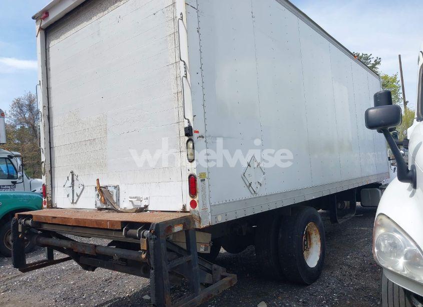 Photo 4 of 2006 Freightliner M2 106 MEDIUM DUTY (VIN 1FVACXCS46HW08328)