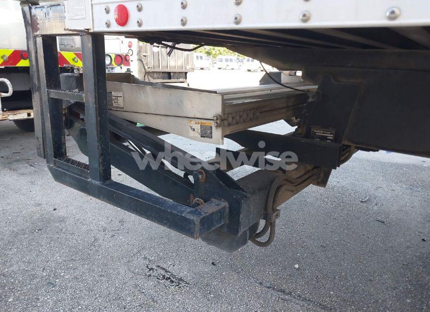 Photo 14 of 2006 Freightliner M2 106 MEDIUM DUTY (VIN 1FVACXCS96HW08325)