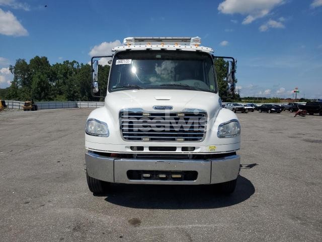 Photo 4 of 2015 FREIGHTLINER M2 106 MED - TRUCKS (VIN 1FVACXCY9FHGR5036)