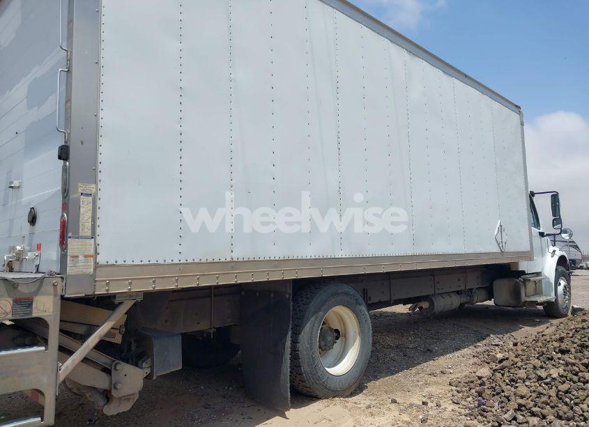 Photo 4 of 2015 Freightliner M2 106 MEDIUM DUTY (VIN 1FVACXDT1FHGF3457)