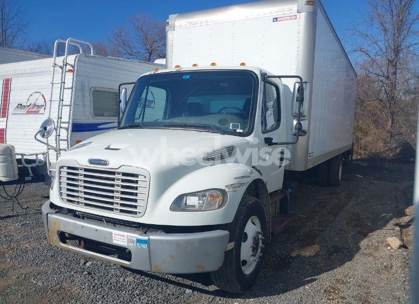 Photo 2 of 2013 Freightliner M2 106 MEDIUM DUTY (VIN 1FVACXDT2DDFD4823)
