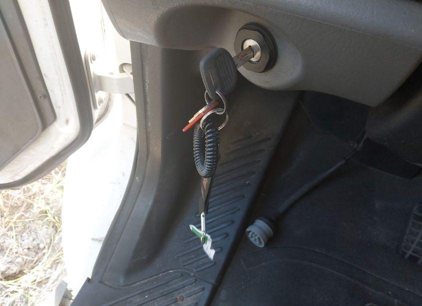 Photo 10 of 2016 Freightliner M2 106 MEDIUM DUTY (VIN 1FVACXDT6GHHE7514)