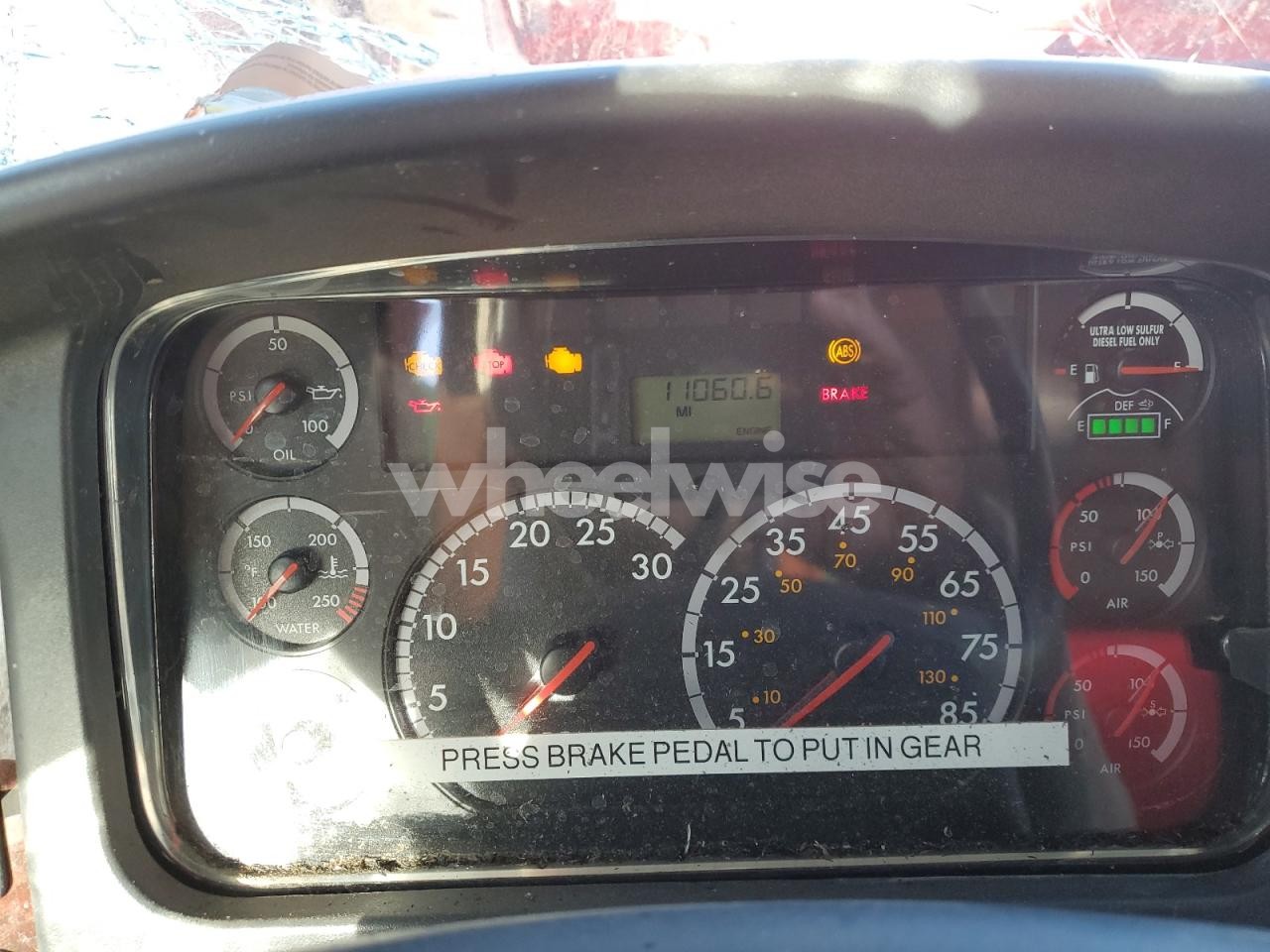 Photo 8 of 2014 FREIGHTLINER BUSINESS CLASS M2 TANKER FIRE TRUCK (VIN 1FVACYCY4EHFT7708)