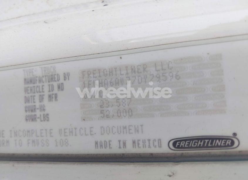 Photo 8 of 2007 Freightliner Columbia COLUMBIA (VIN 1FVHA6AV77DY79596)