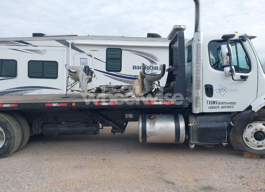 Photo 16 of 2015 Freightliner M2 112 MEDIUM DUTY (VIN 1FVHC5DV9FHGR2127)