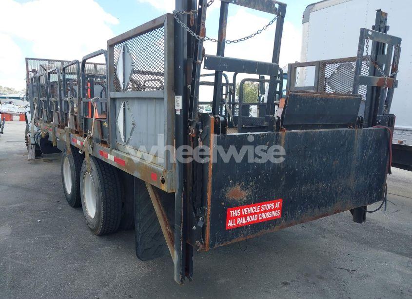 Photo 3 of 2013 Freightliner M2 106 MEDIUM DUTY (VIN 1FVHCYBS4DHFG3585)