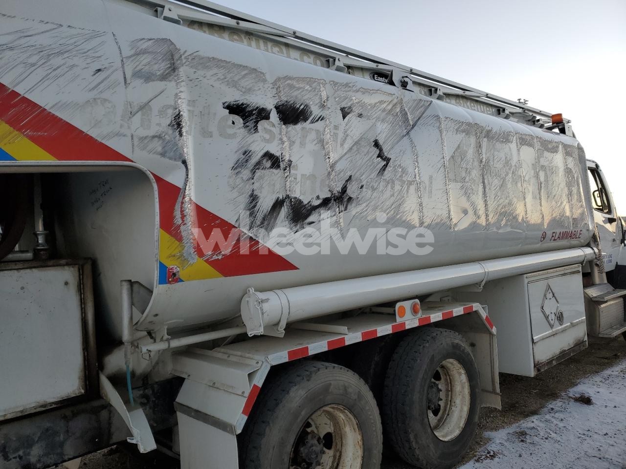 Photo 9 of 2019 FREIGHTLINER 114SD (VIN 1FVHG3DV7KHKJ8872)