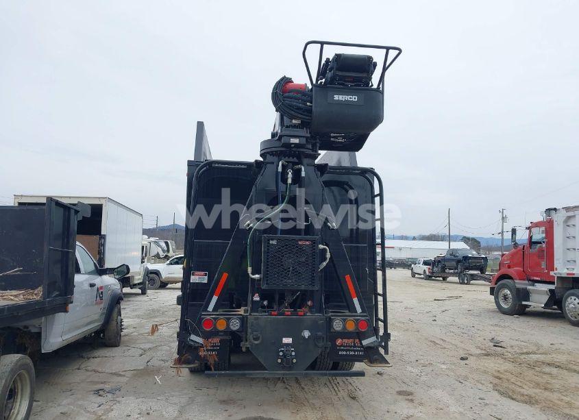 Photo 8 of 2025 Freightliner 114sd N/A (VIN 1FVMG3FMXSHVP5613)