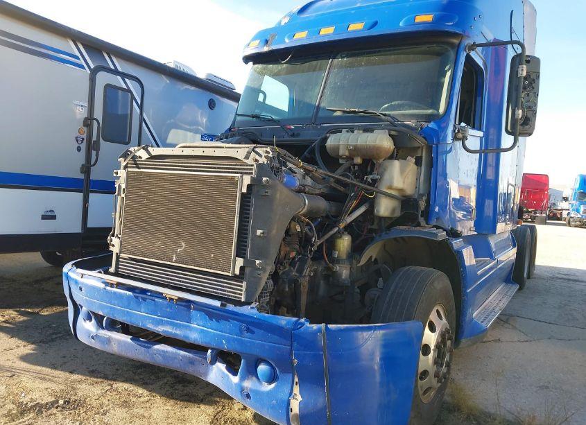 Photo 11 of 2012 Freightliner Columbia COLUMBIA (VIN 1FVXA7CG1CLBP9415)