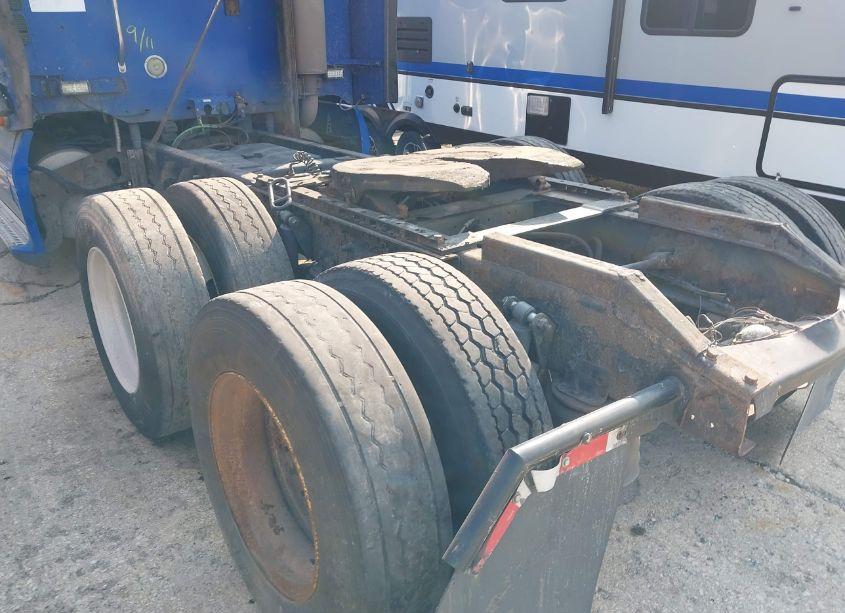 Photo 13 of 2012 Freightliner Columbia COLUMBIA (VIN 1FVXA7CG1CLBP9415)