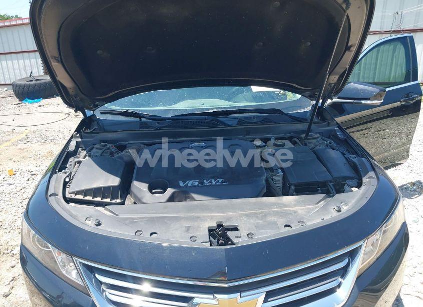 Photo 10 of 2017 Chevrolet Impala 1LT (VIN 1G1105S30HU212659)