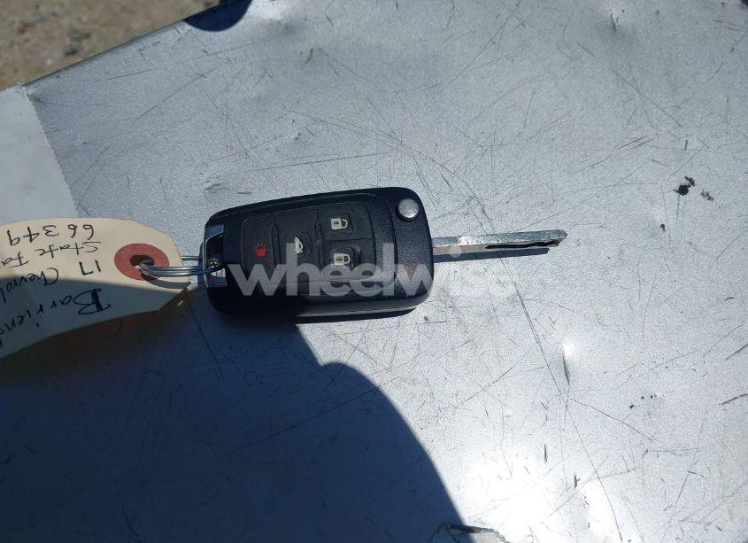 Photo 11 of 2017 Chevrolet Impala 1LT (VIN 1G1105S30HU212659)