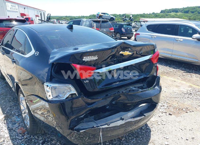 Photo 6 of 2017 Chevrolet Impala 1LT (VIN 1G1105S30HU212659)