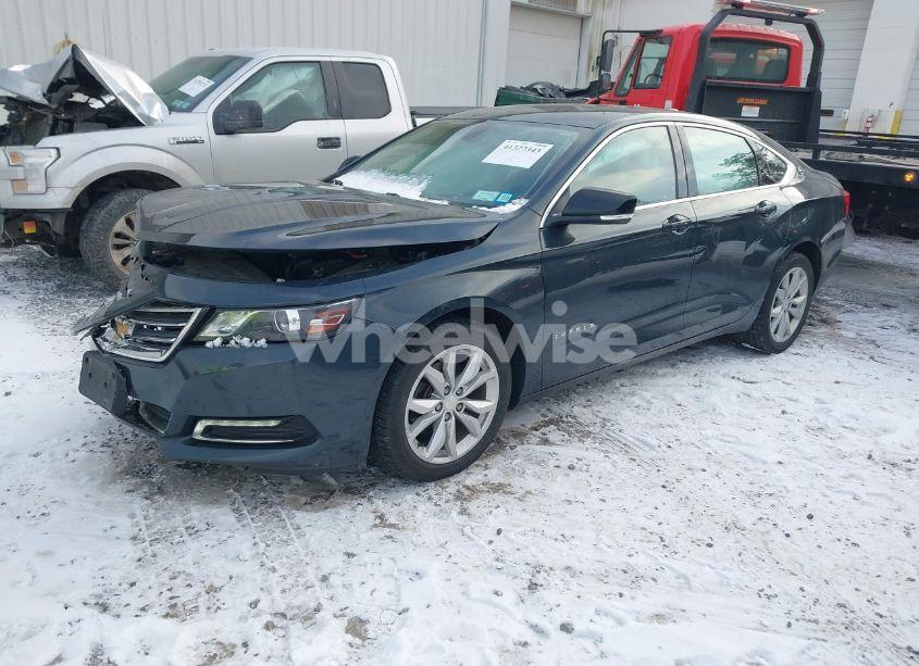 Photo 2 of 2018 Chevrolet Impala 1LT (VIN 1G1105S30JU122224)