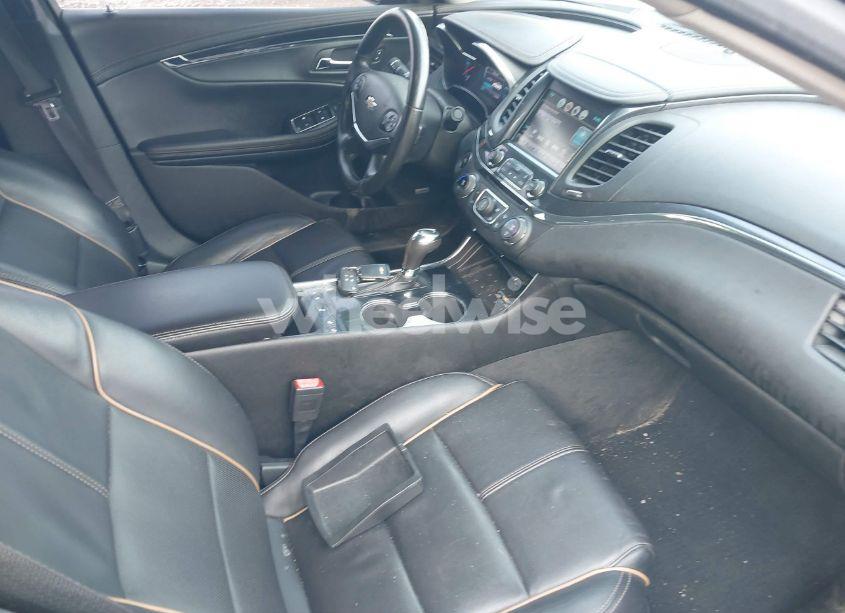 Photo 5 of 2020 Chevrolet Impala FWD PREMIER (VIN 1G1105S30LU111498)