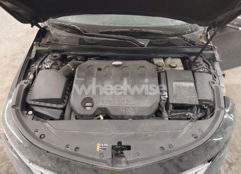 Photo 10 of 2018 Chevrolet Impala 1LT (VIN 1G1105S31JU108137)