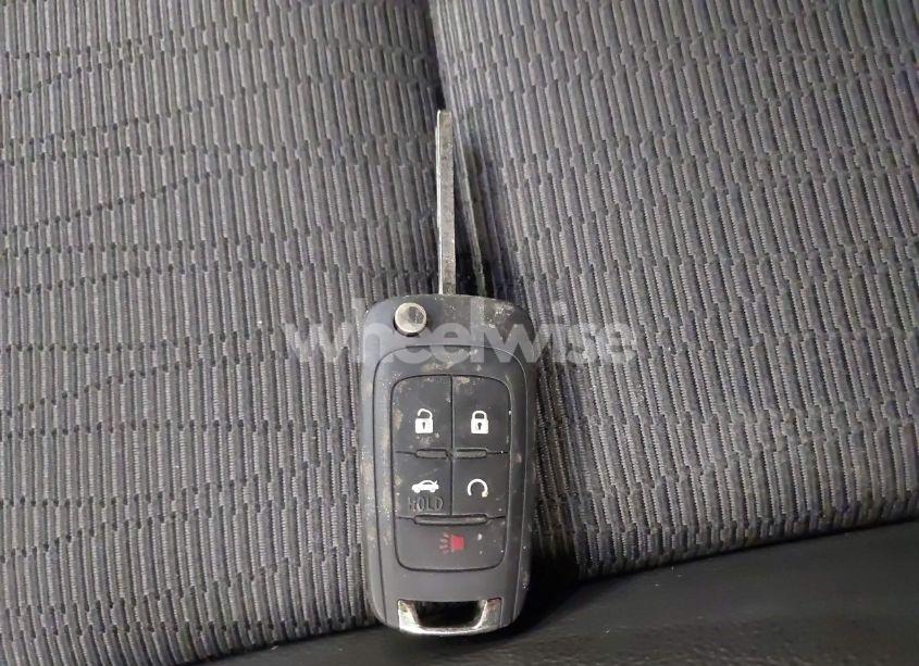 Photo 11 of 2018 Chevrolet Impala 1LT (VIN 1G1105S31JU108137)