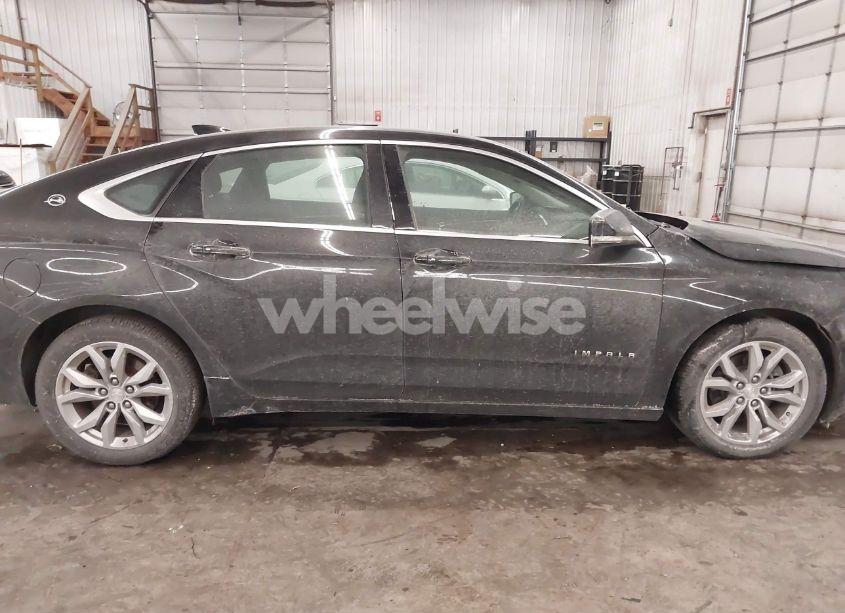 Photo 14 of 2018 Chevrolet Impala 1LT (VIN 1G1105S31JU108137)