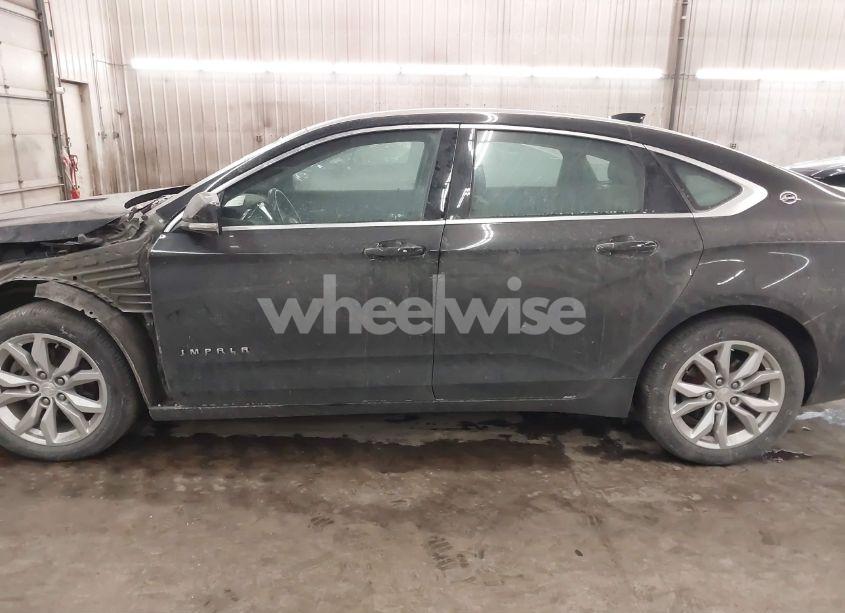 Photo 15 of 2018 Chevrolet Impala 1LT (VIN 1G1105S31JU108137)