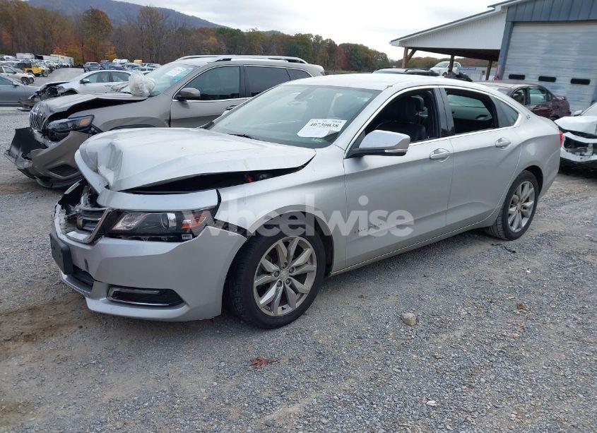 Photo 2 of 2018 Chevrolet Impala 1LT (VIN 1G1105S31JU149545)