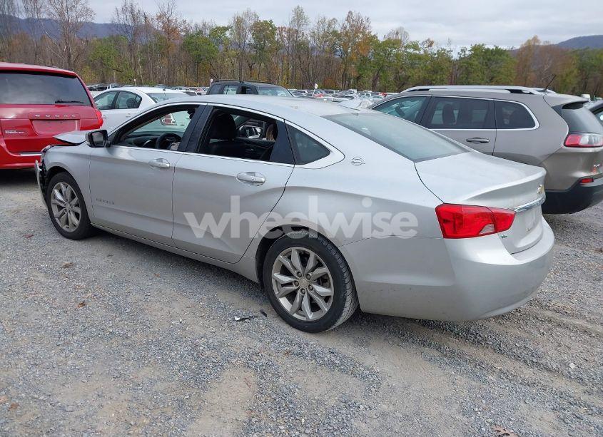 Photo 3 of 2018 Chevrolet Impala 1LT (VIN 1G1105S31JU149545)