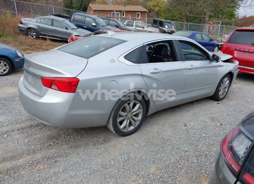 Photo 4 of 2018 Chevrolet Impala 1LT (VIN 1G1105S31JU149545)