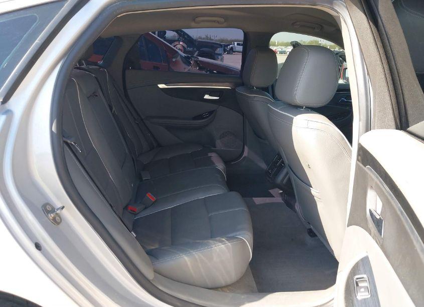 Photo 8 of 2019 Chevrolet Impala PREMIER (VIN 1G1105S31KU104039)