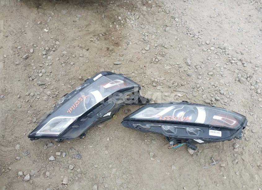 Photo 12 of 2017 Chevrolet Impala 1LT (VIN 1G1105S32HU133977)