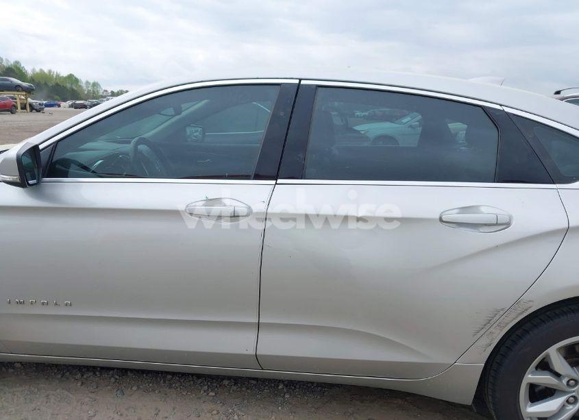 Photo 15 of 2017 Chevrolet Impala 1LT (VIN 1G1105S32HU133977)