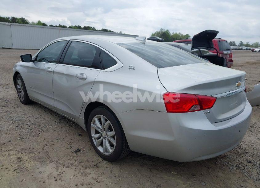 Photo 3 of 2017 Chevrolet Impala 1LT (VIN 1G1105S32HU133977)