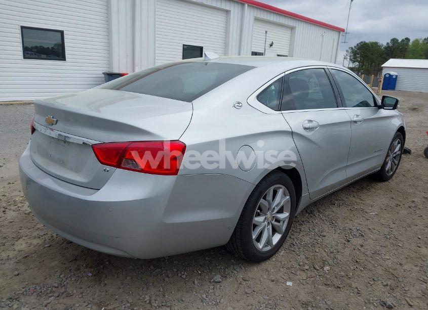 Photo 4 of 2017 Chevrolet Impala 1LT (VIN 1G1105S32HU133977)