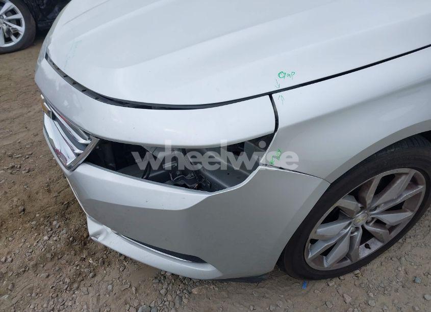 Photo 6 of 2017 Chevrolet Impala 1LT (VIN 1G1105S32HU133977)