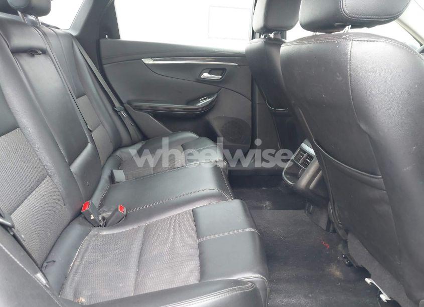 Photo 8 of 2017 Chevrolet Impala 1LT (VIN 1G1105S32HU133977)