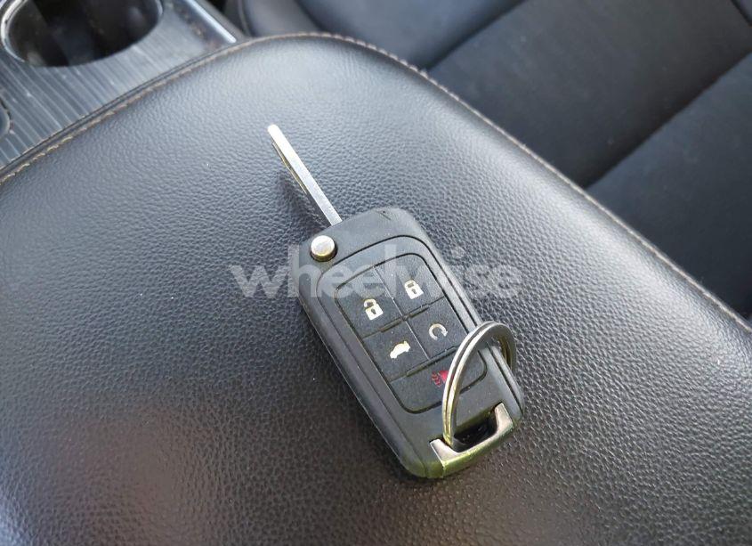 Photo 11 of 2018 Chevrolet Impala 1LT (VIN 1G1105S34JU125255)