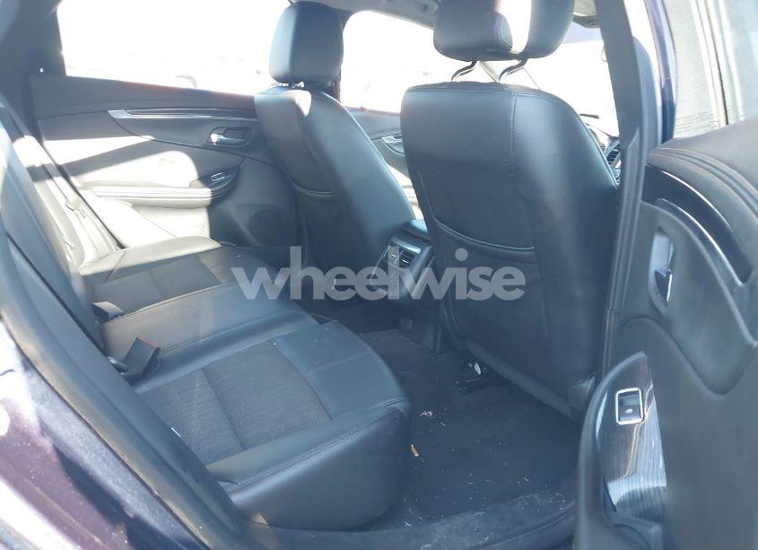 Photo 8 of 2018 Chevrolet Impala 1LT (VIN 1G1105S34JU125255)