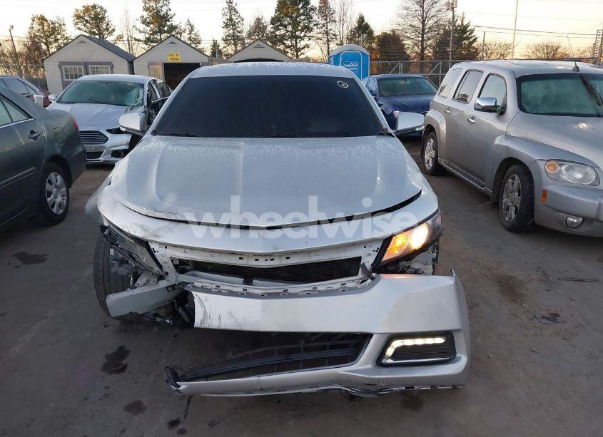 Photo 11 of 2018 Chevrolet Impala 1LT (VIN 1G1105S35JU122266)