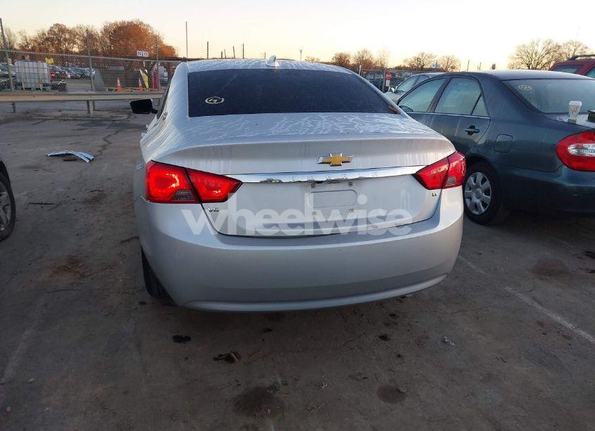 Photo 15 of 2018 Chevrolet Impala 1LT (VIN 1G1105S35JU122266)