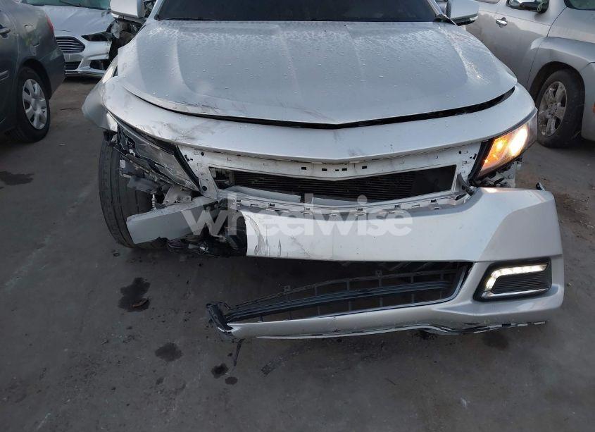 Photo 6 of 2018 Chevrolet Impala 1LT (VIN 1G1105S35JU122266)