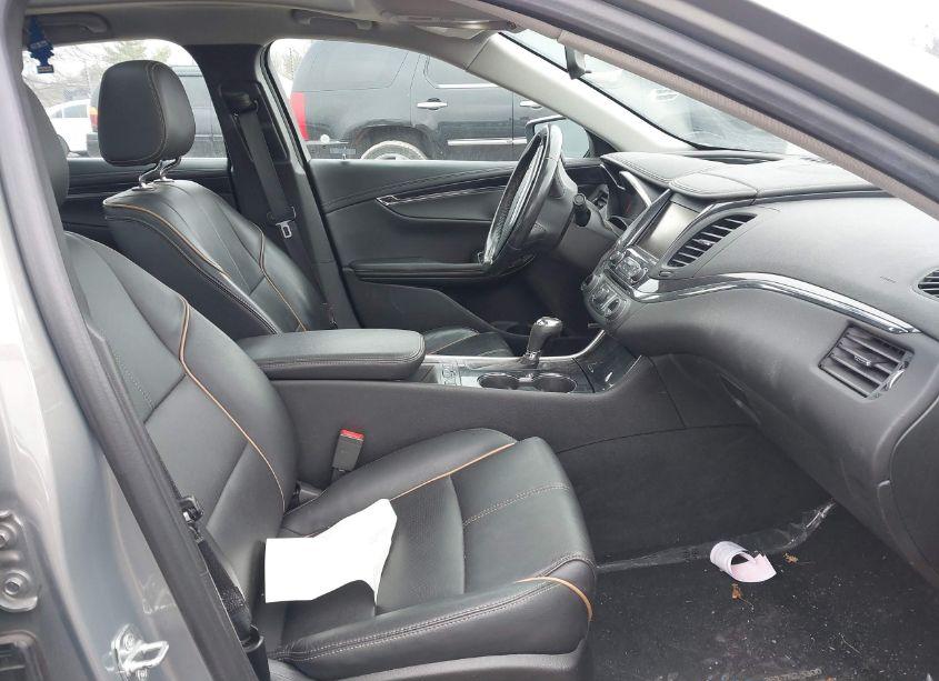 Photo 5 of 2019 Chevrolet Impala PREMIER (VIN 1G1105S35KU105887)