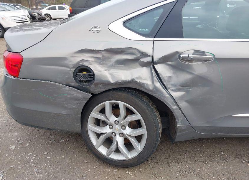 Photo 6 of 2019 Chevrolet Impala PREMIER (VIN 1G1105S35KU105887)