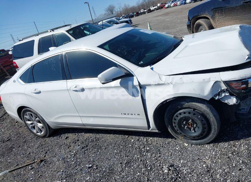 Photo 13 of 2017 Chevrolet Impala 1LT (VIN 1G1105S37HU114776)