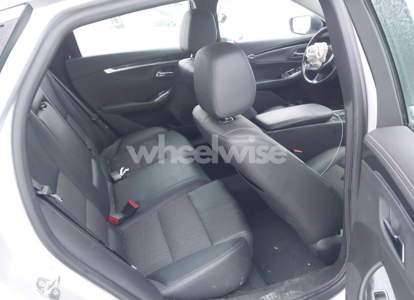 Photo 8 of 2018 Chevrolet Impala 1LT (VIN 1G1105S37JU148903)