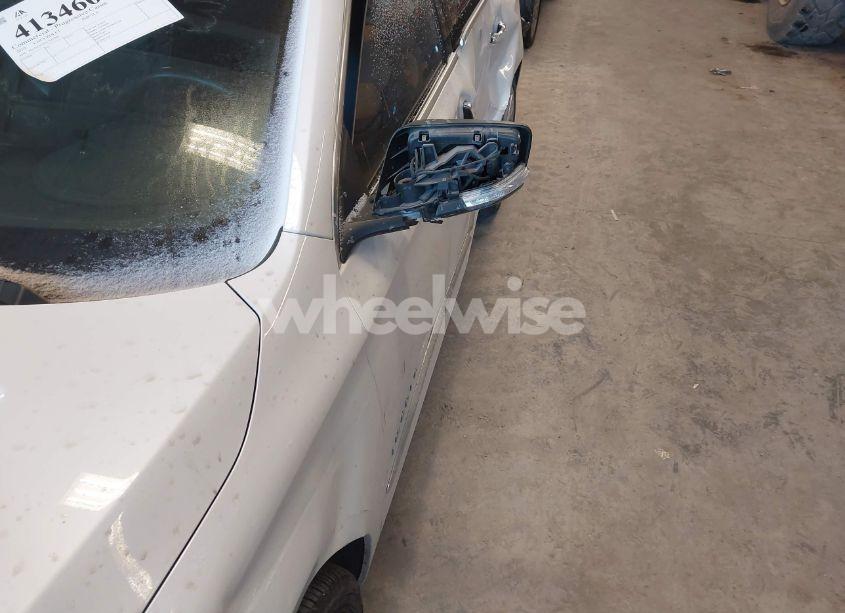 Photo 19 of 2019 Chevrolet Impala PREMIER (VIN 1G1105S37KU145968)