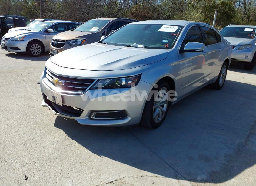 Photo 2 of 2017 Chevrolet Impala 1LT (VIN 1G1105S38HU189857)