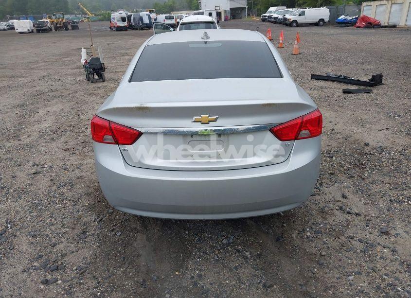 Photo 15 of 2018 Chevrolet Impala 1LT (VIN 1G1105S39JU135456)
