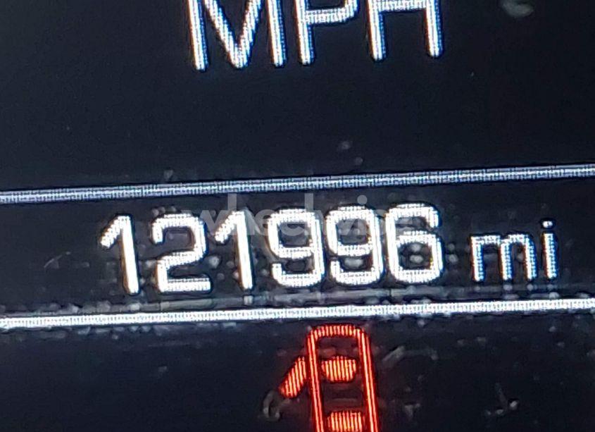 Photo 15 of 2017 Chevrolet Impala 1LT (VIN 1G1105S3XHU158948)